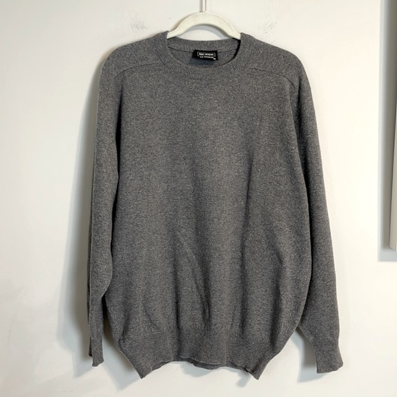 Marc Anthony Other - Marc Anthony 100% cashmere gray crewneck sweater
